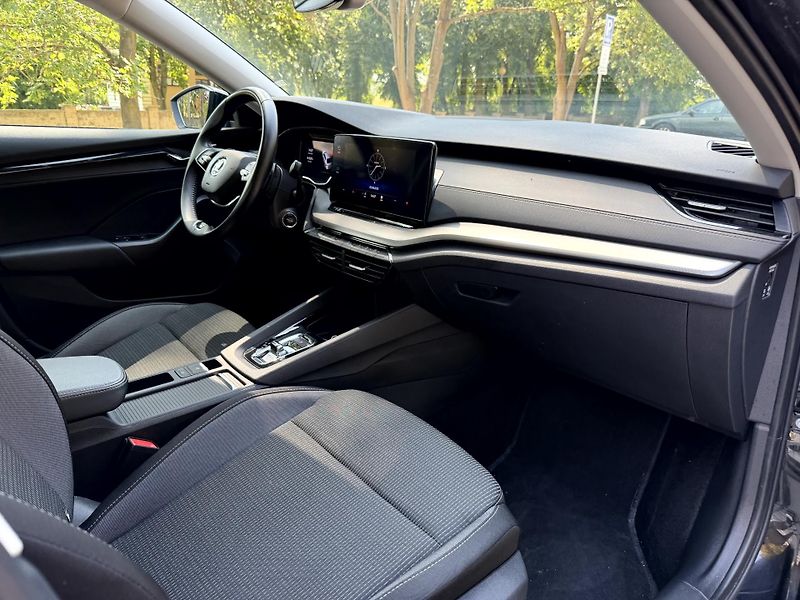 Škoda Octavia 1.0 TSI MHEV E-TEC 81 kW  - fotka 16 z 19