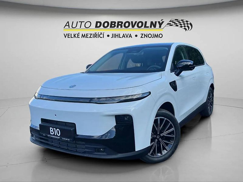Leapmotor B10 (2026) Design hybrid EV baterie 18,8k - fotka 1 z 34