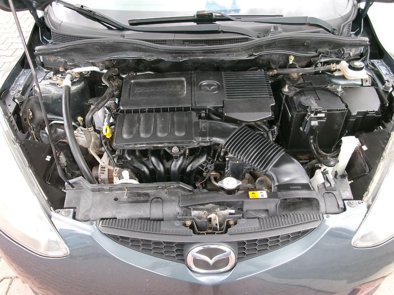 Mazda 2 (2009) 1,3i KLIMA ALU  - fotka 21 z 21