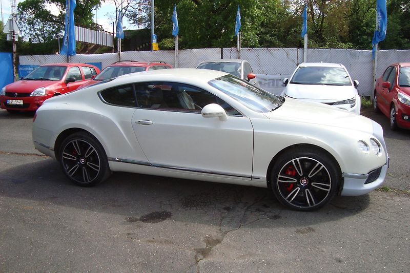 Bentley Continental GT (2013) V8 Twin Turbo - fotka 8 z 40