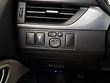 Toyota Avensis (2016) 2.0 D-4D, Navi, Tempomat - náhled 18