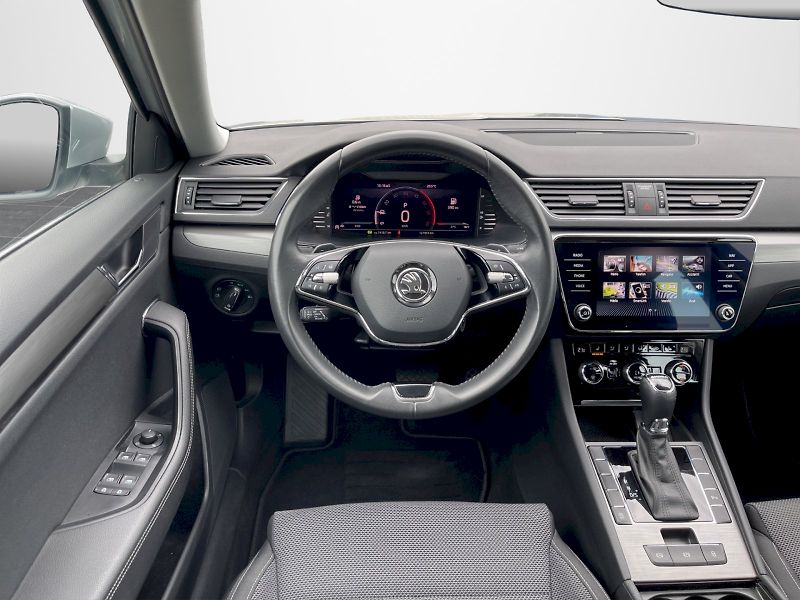 Škoda Superb (2022) 2.0 TDI 110kW DSG Style Plus c - fotka 6 z 34