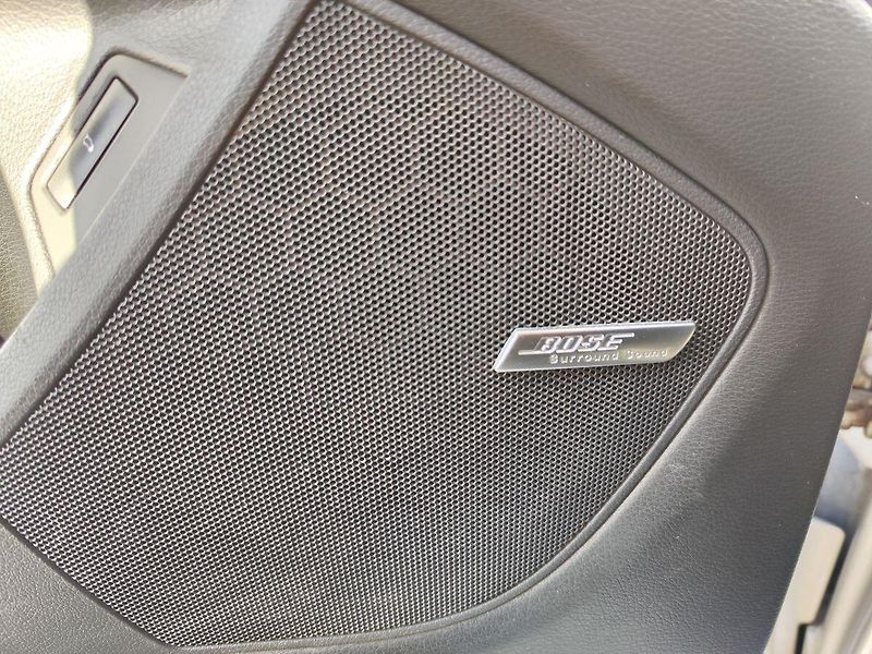 Audi Q7 3.0 TDI/180kW S-Line 4x4 AT - fotka 43 z 45