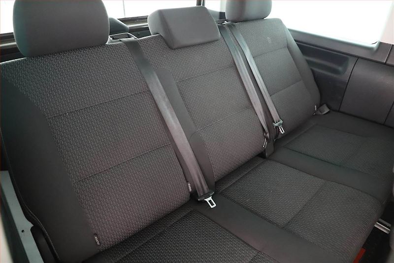 Volkswagen Multivan (2018) 2.0 TDI - fotka 11 z 18