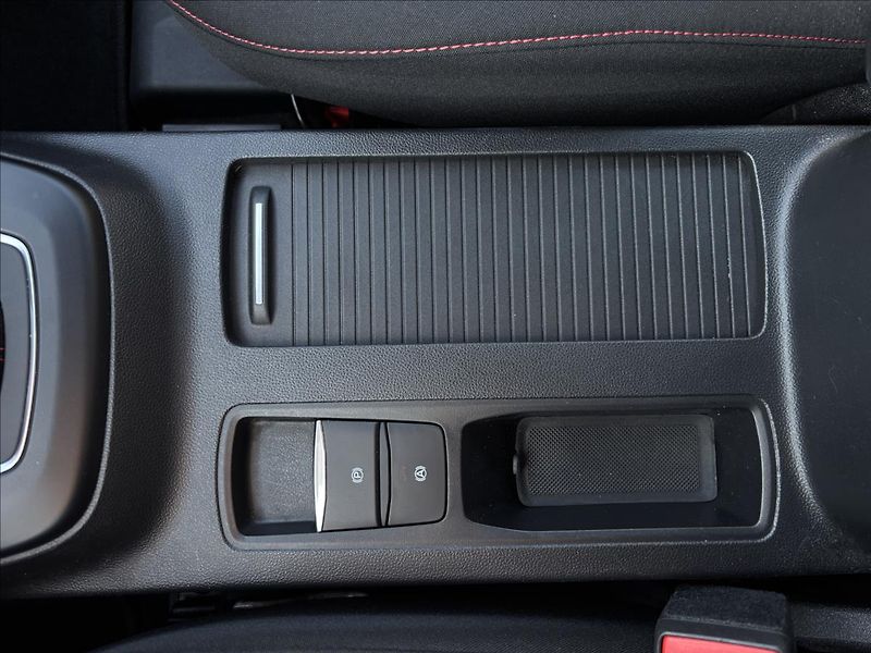 Ford Focus 1,0 EcoBoost  92kW ST-Line - fotka 28 z 28