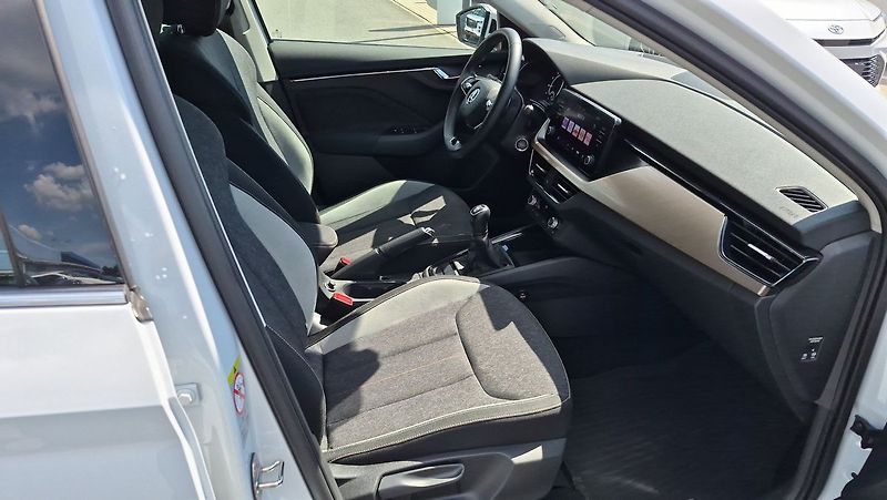 Škoda Scala 1.0 TSI 81KW Style - fotka 11 z 25