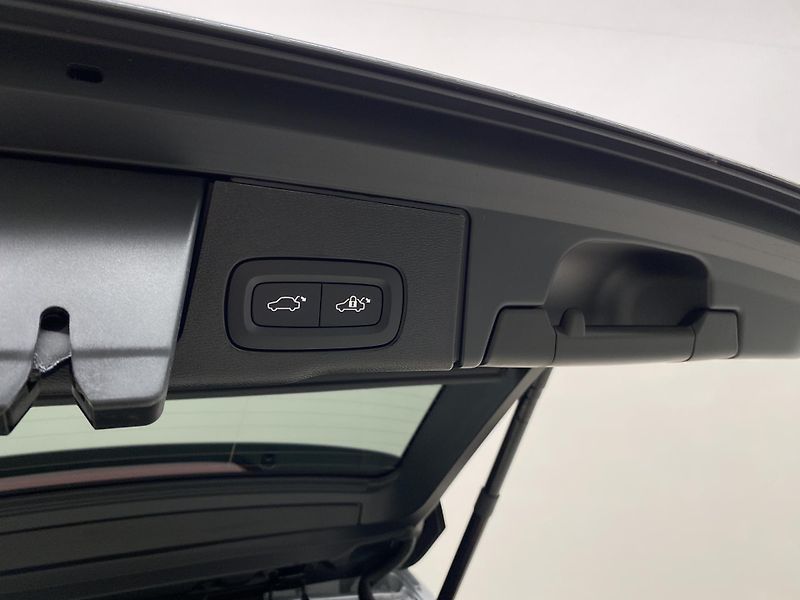 Volvo XC60 (2026) B5 AWD AUT BRIGHT PLUS  - fotka 21 z 66
