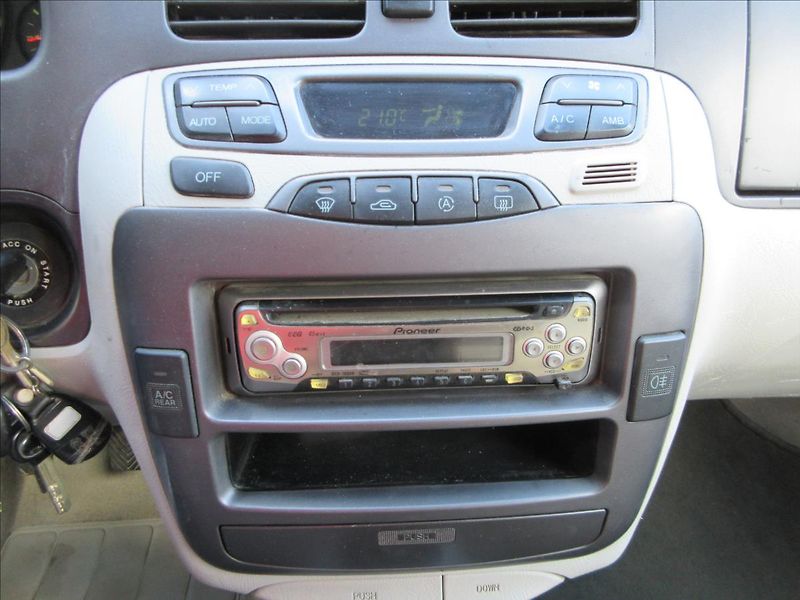 Hyundai Trajet 2,0 CRDi 6míst, Tažné, Digikli - fotka 21 z 25