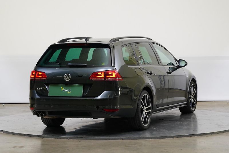 Volkswagen Golf - fotka 2 z 28