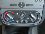 Opel Corsa (2005) 1.3 CDTi, Klima - náhled 12