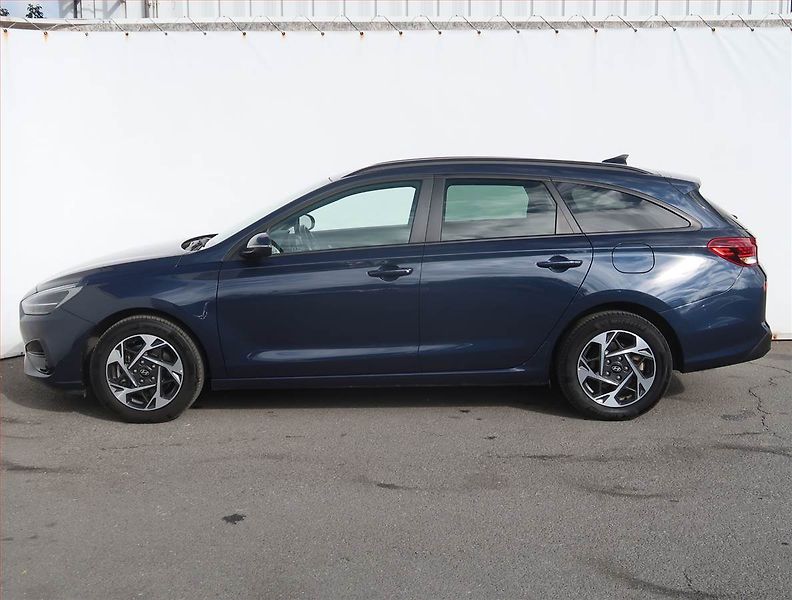 Hyundai i30 (2025) Family 1.5 T-GDI MHEV 48V - fotka 3 z 20