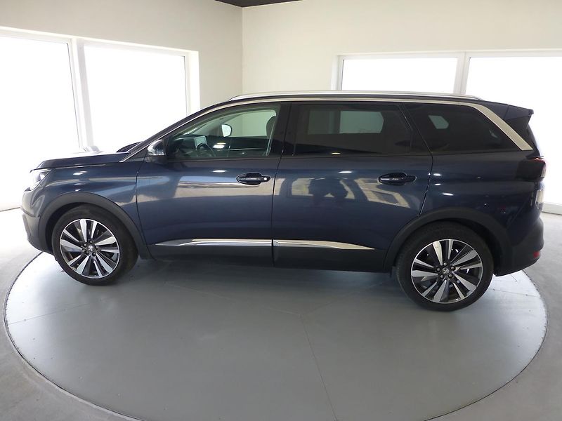 Peugeot 5008 (2020) 1,5HDI-96KW*NAVI**KAMERA*7MÍST - fotka 8 z 33