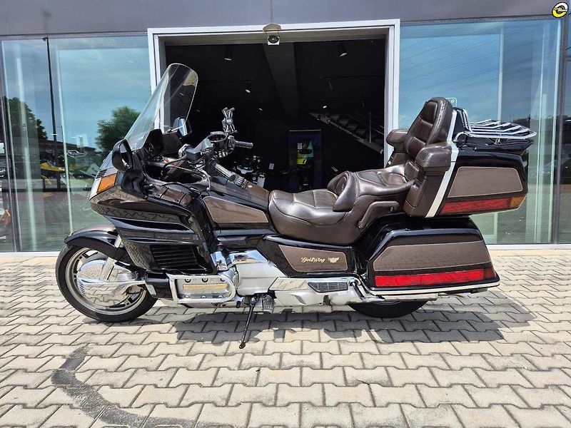 Honda GL 1500 Gold Wing SE (1993) - fotka 7 z 24