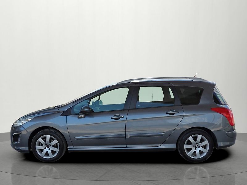Peugeot 308 SW 1.6VTi 88kW AutoAC Serviska - fotka 2 z 33