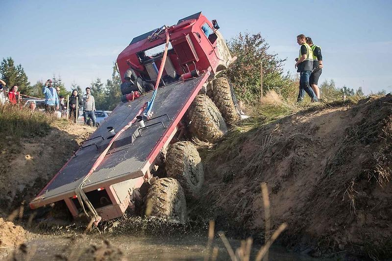Trucktrial v Pístově u Jihlavy.
