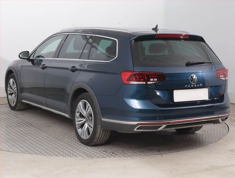 Volkswagen Passat (2022) Alltrack 2.0 TDI - fotka 4 z 18
