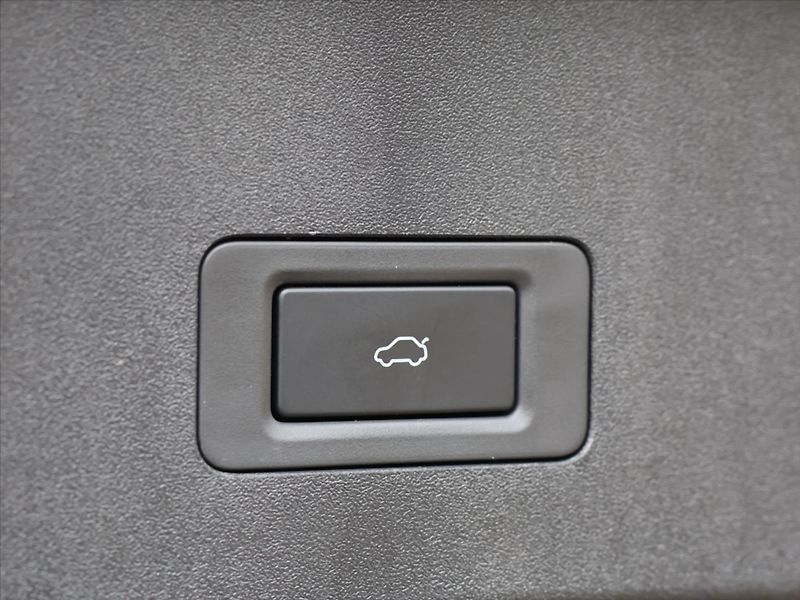 Omoda 9 1.5 Hybrid 395KW CZ 7 let záru - fotka 11 z 40