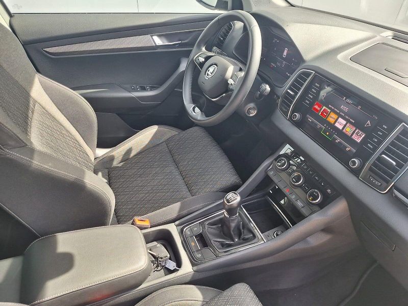 Škoda Karoq (2023) 2.0 TDI / 85 KW / 6MP / STYLE - fotka 18 z 32
