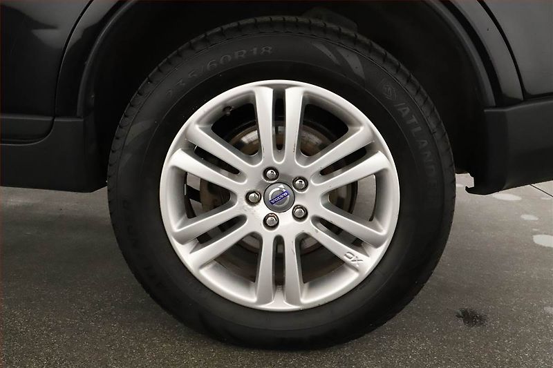 Volvo XC90 (2010) D5, 4X4, Automat, 7 míst - fotka 19 z 19