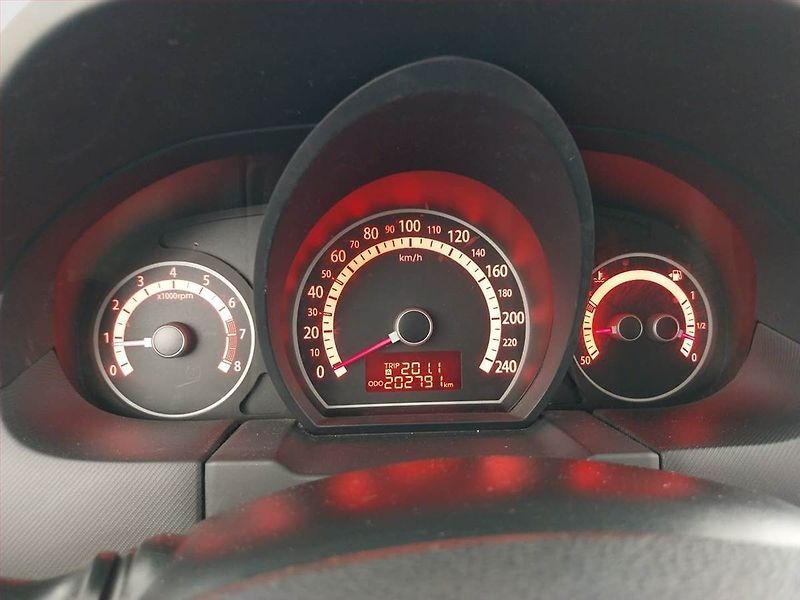 Kia Ceed (2010) 1.6 CVVT, Serv.kniha, po STK - fotka 11 z 16