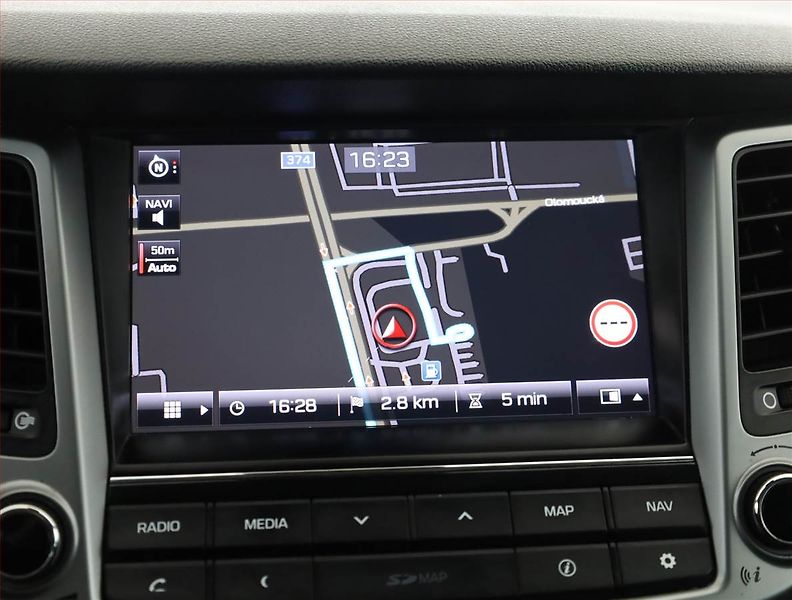Hyundai Tucson (2017) 1.7 CRDi, Serv.kniha, Navi - fotka 14 z 19