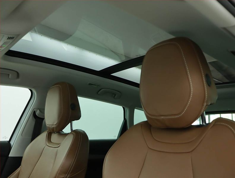 Škoda Karoq (2023) Style 1.5 TSI - fotka 18 z 18