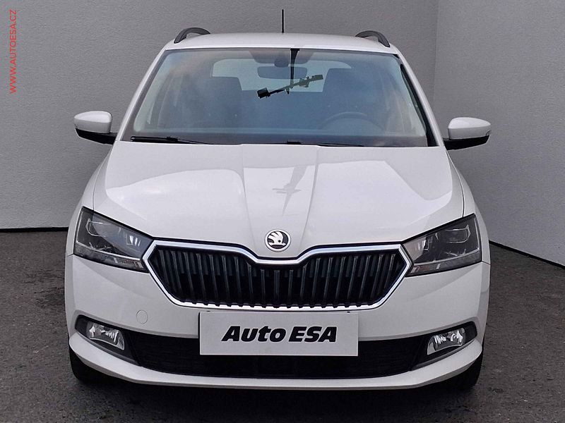 Škoda Fabia (2021) 1.0 TSi, 1.maj,ČR, Ambition - fotka 2 z 17