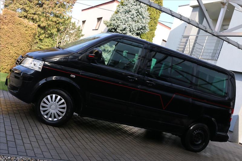 Volkswagen Multivan 2,5 TDi, Tažné , Klima - fotka 12 z 40