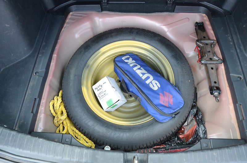Honda CR-V (2013) 2.2 i-DTEC 110kW 4x4 / ČR - fotka 8 z 27