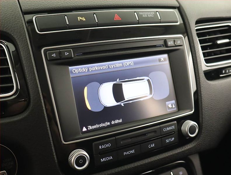 Volkswagen Touareg (2016) 3.0 TDI, 4X4, Automat - fotka 24 z 24