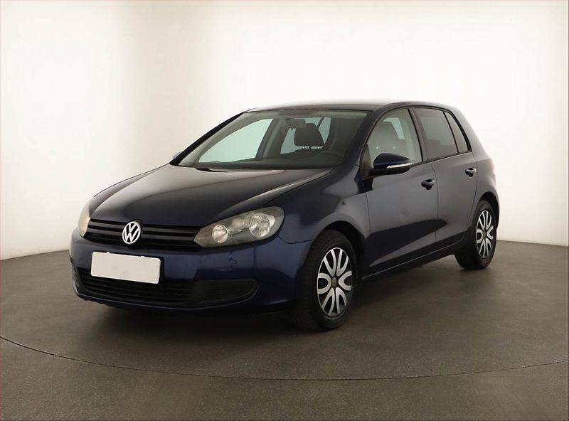 Volkswagen Golf (2010) 1.4 16V - fotka 2 z 11