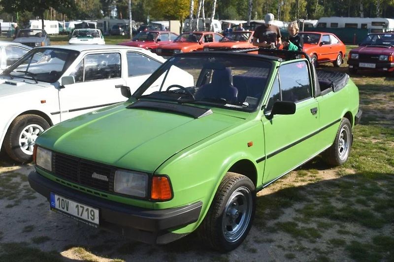 Škoda Rapid - verze RIC na srazu u Hradce Králové. 