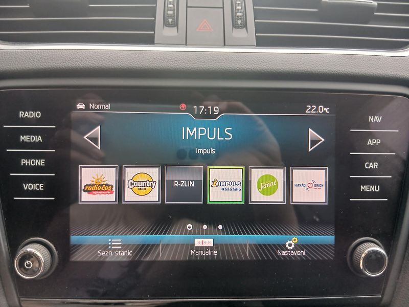 Škoda Octavia 2.0 TDi SCOUT 1.MAJ ČR - fotka 22 z 38