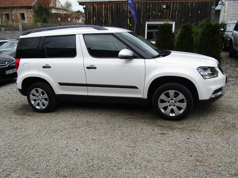 Škoda Yeti (2015) 1.2 TSI 81kW  BEZ KOROZE - fotka 8 z 25