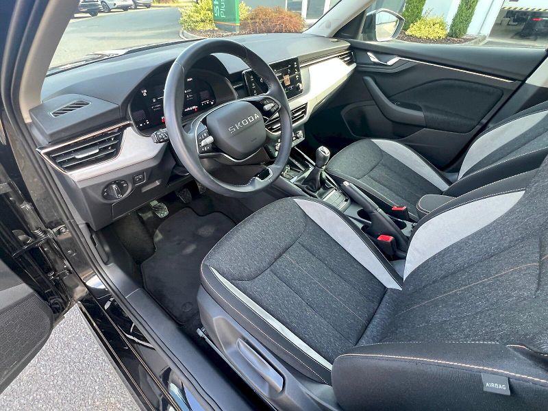 Škoda Kamiq (2025) Top Selection 1.0TSi 85kW 6°ma - fotka 11 z 29