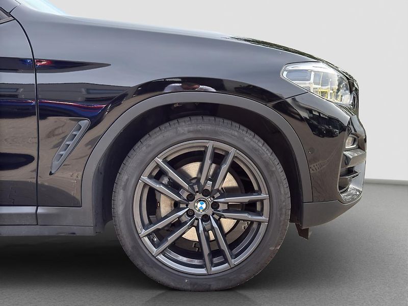 BMW X3 xDrive30d - fotka 18 z 18