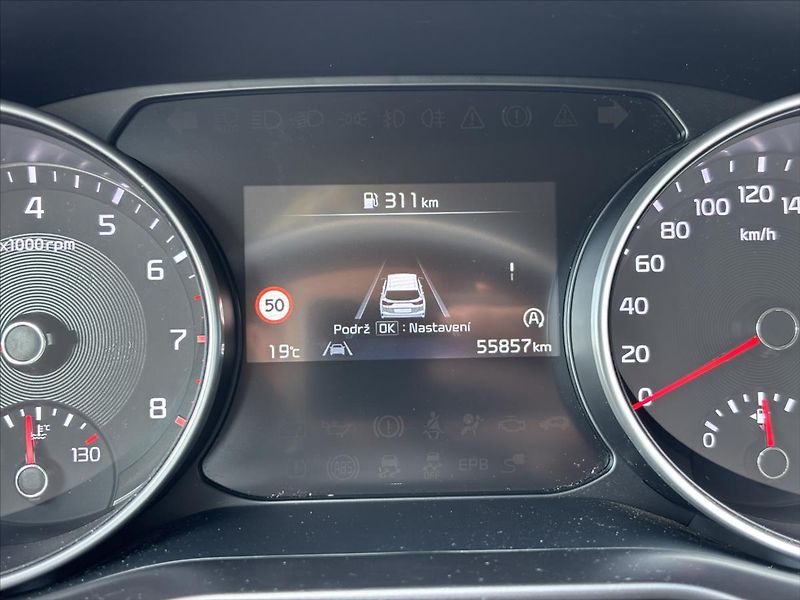 Kia Ceed 1,5 TGDi TOP ZÁRUKA KAMERA - fotka 38 z 40