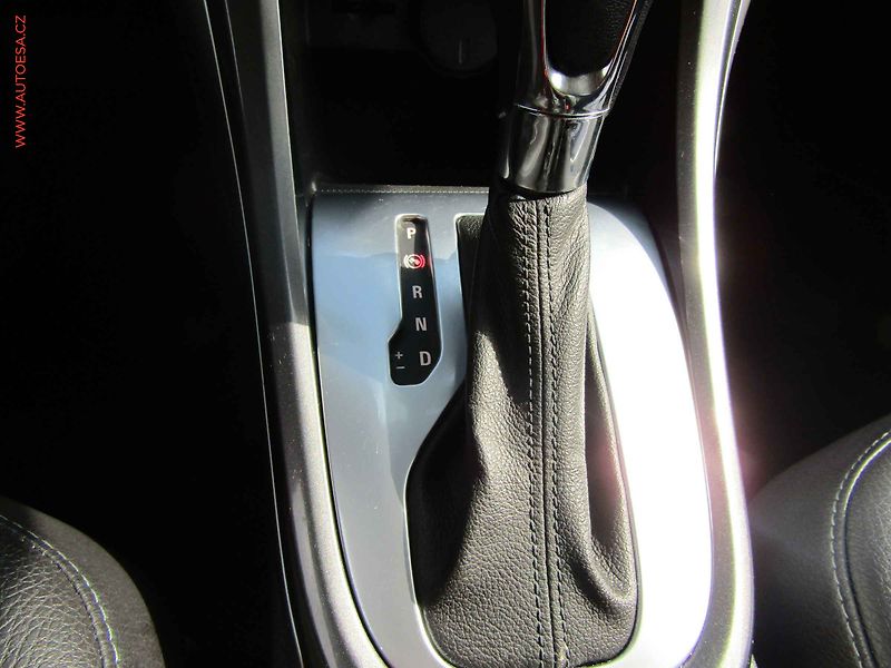 Opel Astra (2014) 2.0CDTi, Automat - fotka 20 z 21