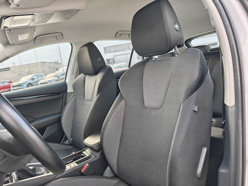 Škoda Octavia Ambition 6MP 1,5TSI - fotka 6 z 21