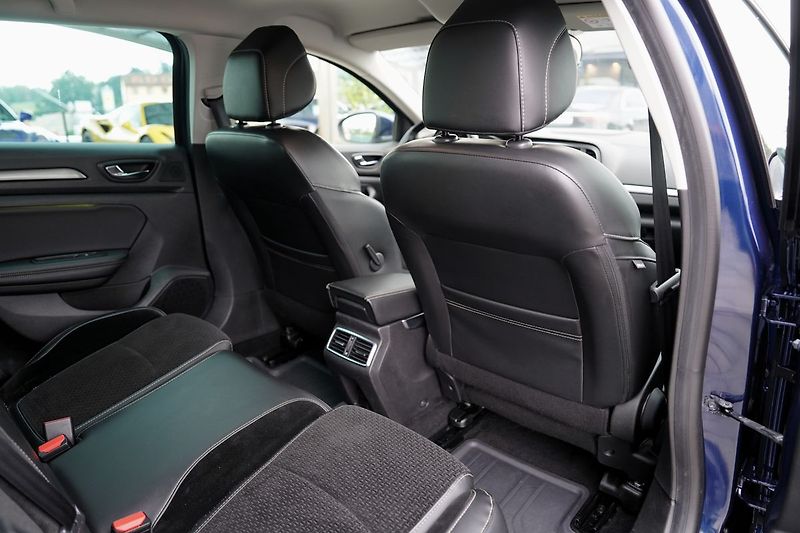 Renault Mégane 1.2 TCe automat/132 PS/ČR - fotka 29 z 43