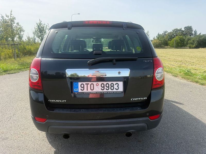 Chevrolet Captiva 2,4  BENZIN *LPG* 7 MÍST - fotka 4 z 16