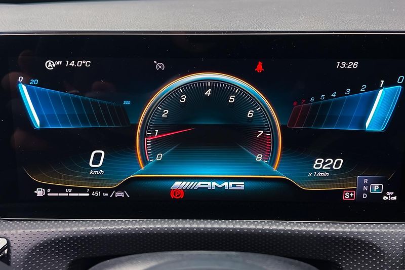 Mercedes-Benz CLA (2022) AMG CLA 45 s 4Matic+ - fotka 64 z 121
