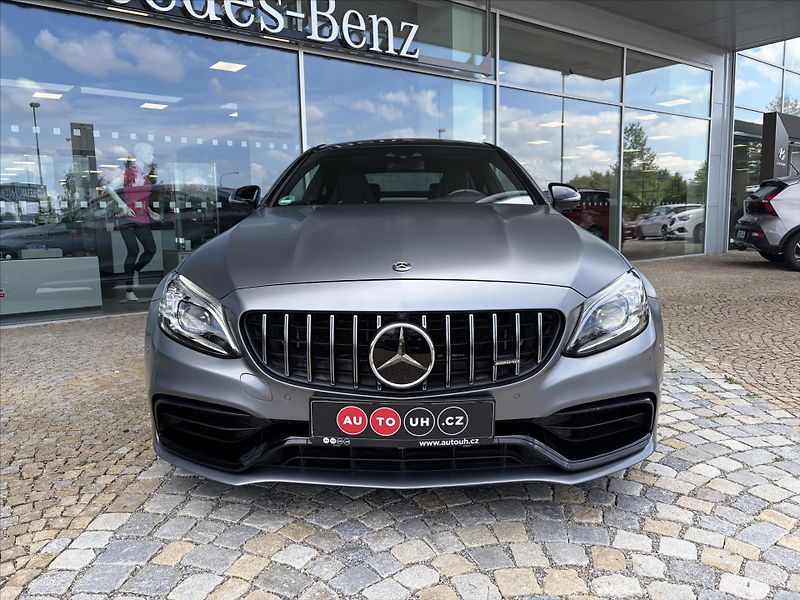 Mercedes-Benz Třídy C AMG C 63 S coupe - fotka 3 z 27