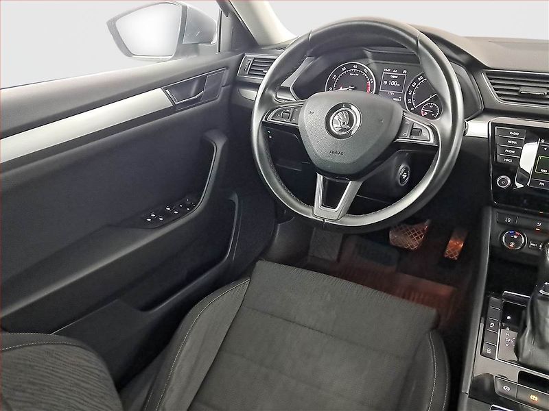Škoda Superb (2016) Style 2.0 TSI, 4X4, Automat - fotka 7 z 23