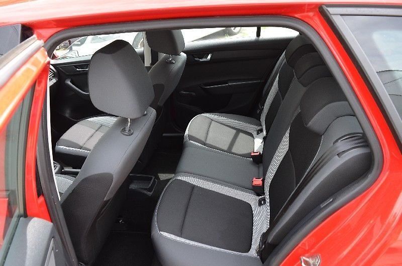 Škoda Fabia COMBI - fotka 10 z 13