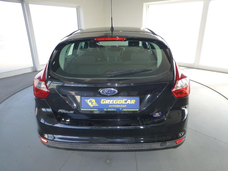 Ford Focus (2014) 1,6TDCI-77KW*KLIMATIZACE - fotka 6 z 21