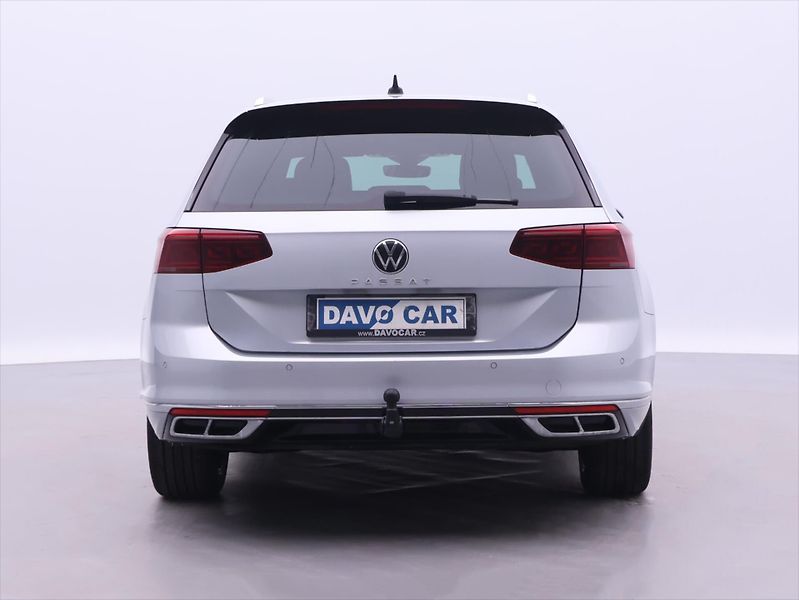 Volkswagen Passat 2.0 TDI DSG R-LINE Matrix - fotka 6 z 32