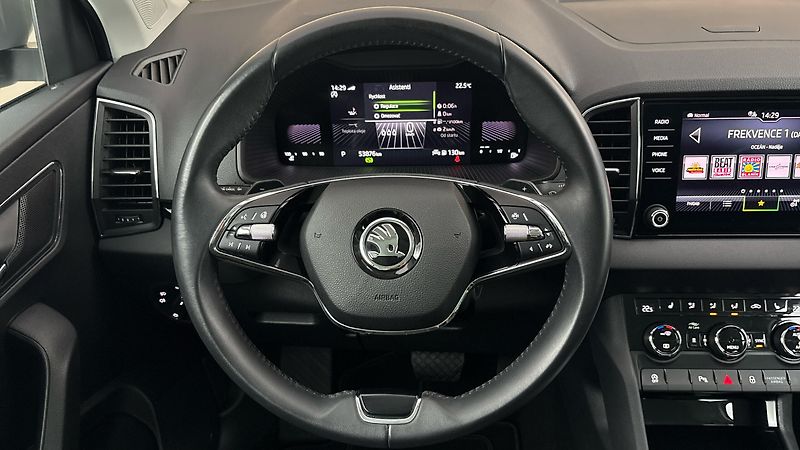 Škoda Karoq 2.0 TDI DSG 4x4 Style - fotka 9 z 28