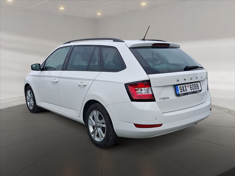 Škoda Fabia 1,0 TSI 70 Ambition - fotka 5 z 11