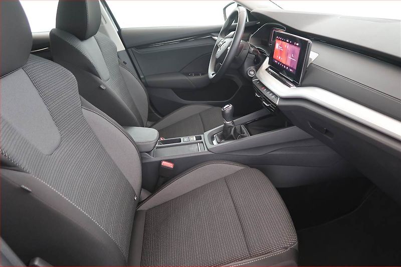 Škoda Octavia (2024) Selection 1.5 TSI - fotka 9 z 15